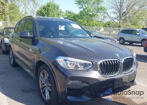 2021 BMW X3 Phev xDrive30E z USA, uszkodzony, nr VIN 5UXTS1C08M9E14736